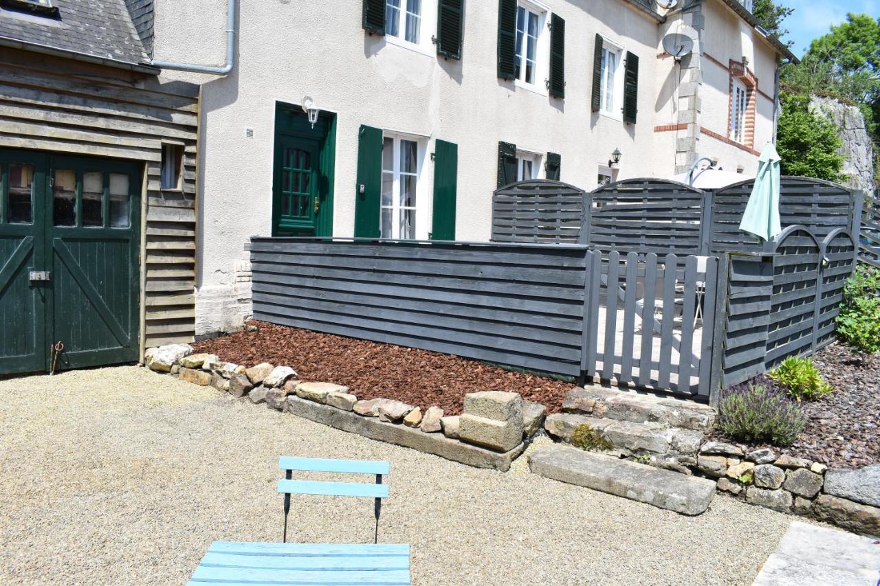 Gites In Le Neufbourg -Mortain المظهر الخارجي الصورة